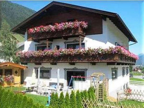 Pension Kristall, Neustift Im Stubaital, Österreich